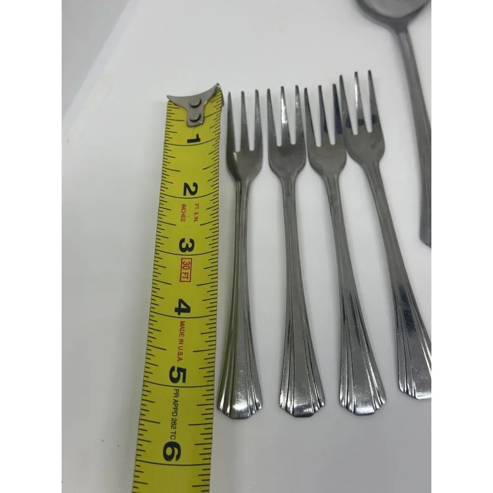 VTG Ambridge‎ Stainless Flatware Set of 12 | Classic Pattern Silverware USA Made